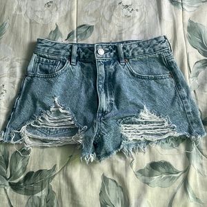 Light wash shorts